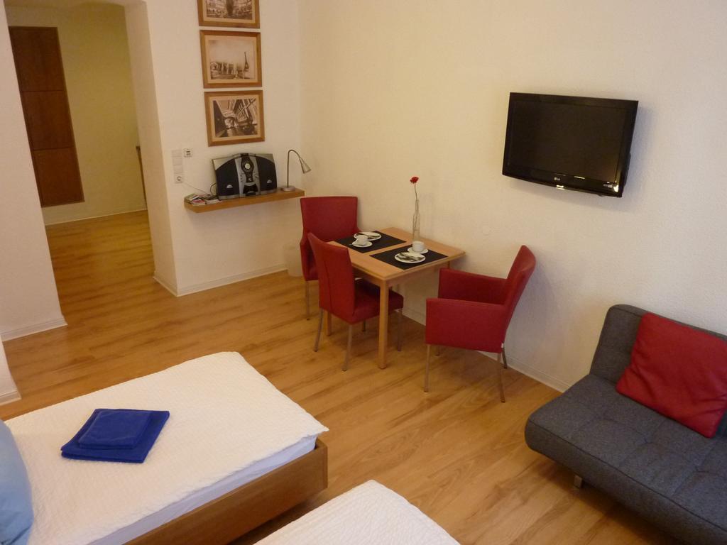 Lessing-Apartment Dusseldorf Exterior photo