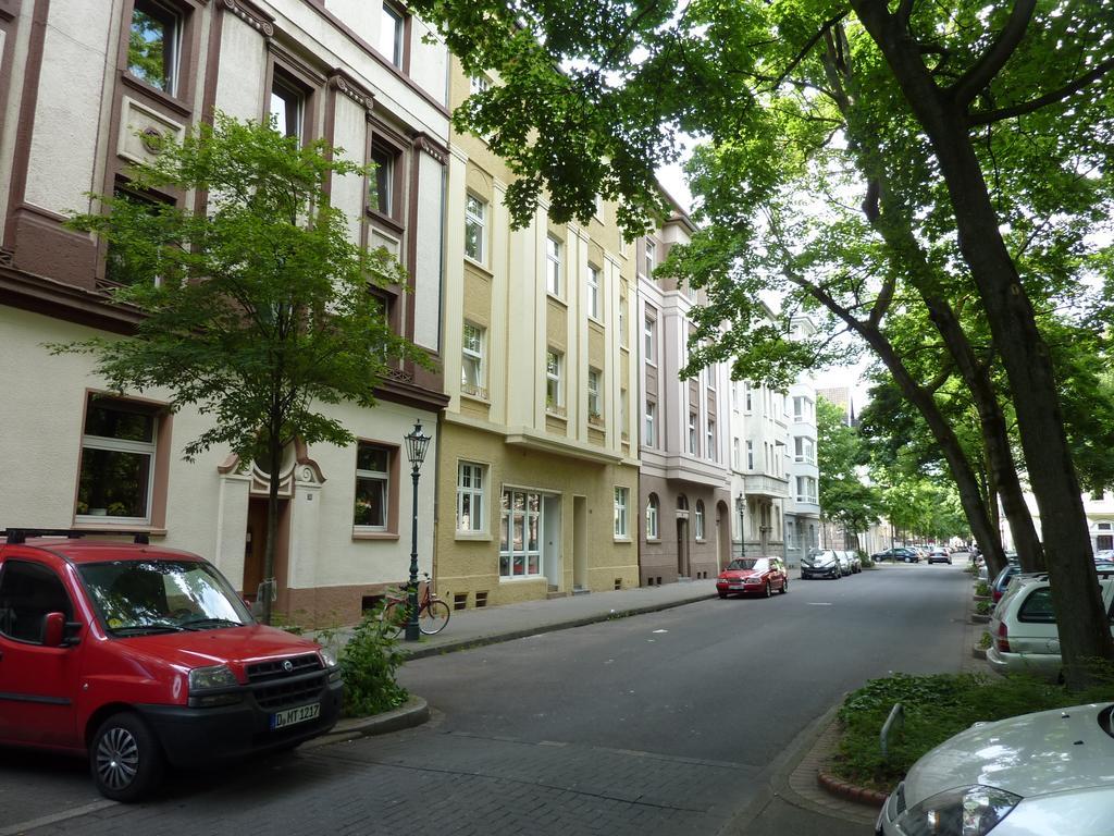 Lessing-Apartment Dusseldorf Exterior photo